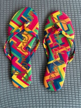 Multicolor Geometric Flip Flop Sandals
